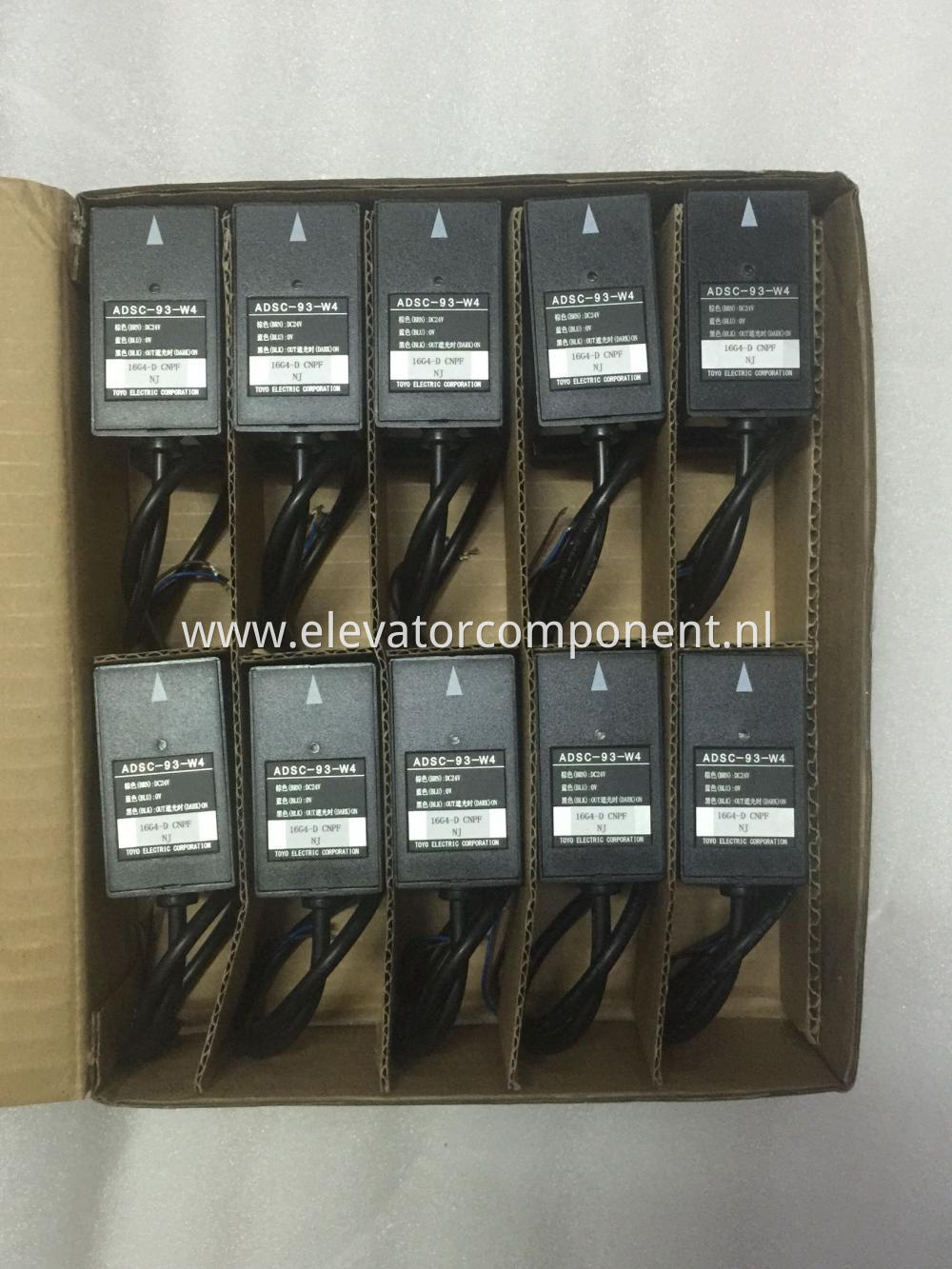 Fujitec Elevator PHOTOELECTRIC DETECTOR ADSC-93-W4 | ADSC-93-W6